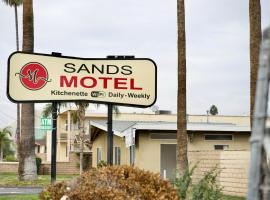 รูปภาพของโรงแรม: Sands Motel by Ontario Airport & Toyota Arena