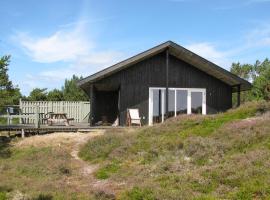 3 Bedroom Pet Friendly Home In Anholt, hotel in Anholt