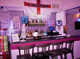 MyRoomz Hollingdales Hotel