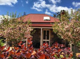 Hotel foto: Randell Cottage - Adelaide Hills - Cosy Rustic Hideaway