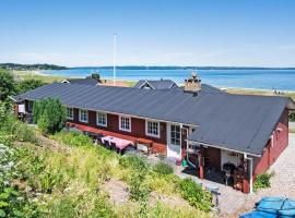 होटल की एक तस्वीर: Stunning Home In Fredericia With Wifi