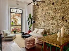 Hotel kuvat: AmazINN Places Casco Viejo relaxing Views and Sound of the Sea