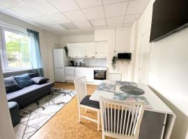 central apartment with free parking, ξενοδοχείο σε Huskvarna