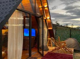 Fotos de Hotel: Alpina Glamping en Latacunga