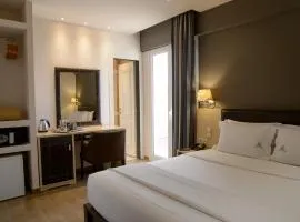 Piraeus City Hotel, hotel in Piraeus