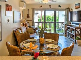 Zdjęcie hotelu: Pristine Lihue Condo with Balcony Walk to Beach!