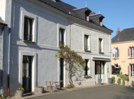 Hotel Photo: Gîte Montreuil-le-Henri, 2 pièces, 2 personnes - FR-1-410-225