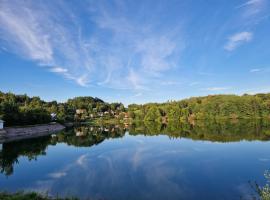 Chata Tokarka - Richňavské jazerá, hôtel à Štiavnické Bane