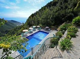 מלון צילום: Aurora's, villa con piscina, vista mare e garage
