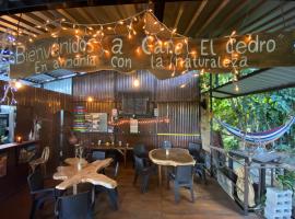 Hotel Photo: Hostal Café El Cedro