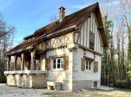 Hotel foto: Maison en pleine forêt à 10min de Reims