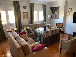 होटल की एक तस्वीर: Apartamento Ravel Playa Málaga