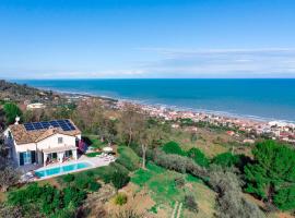 A picture of the hotel: VILLA LUCENTE 6&2, Emma Villas