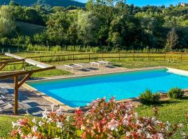 Hotel Photo: Stunning Home In Citt Di Castello With Outdoor Swimming Pool