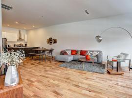 Фотография гостиницы: Modern Suites in NDG