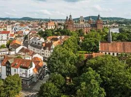 Hotel Zum Goldenen Ochsen am Schlossgarten, khách sạn ở Aschaffenburg