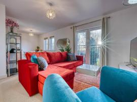 Zdjęcie hotelu: Blue Cedar 2 Bed, 2 Bath Apt with Parking, Birmingham by 360Midlands