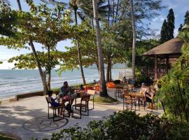 Hotel kuvat: Chill Inn Lipa Noi Hostel and Beach Cafe