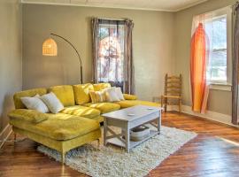 Hotel Photo: Bright Bisbee Cottage with Air Conditioning!