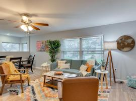 รูปภาพของโรงแรม: Modern and Spacious Apartment Minutes to FW and Stockyards