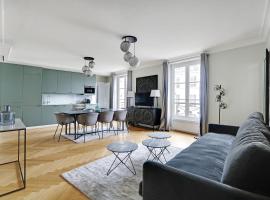 Фотография гостиницы: Pick A Flat's Apartment in Montmartre - Rue Lepic