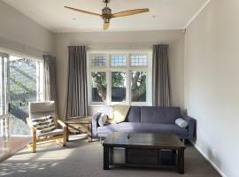 Hotel Foto: Central Petone, lovely 4 bedroom