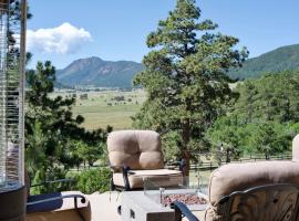 Foto di Hotel: Mountain Luxury & Views Galore Near Palmer Lake