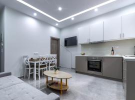 Hotel Foto: Renovated 2BD house close to Pireus port