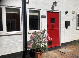 Hotel fotoğraf: Beautiful mews cottage. Ledbury town centre.