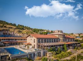 Assos Sunaba Kasri Hotel, ξενοδοχείο στην Άσσο
