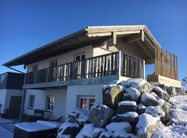 Allgäu-Chalet Kaufbeuren、カウフボイレンのホテル