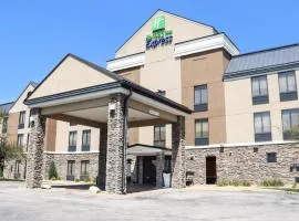 Holiday Inn Express Cedar Rapids - Collins Road by IHG