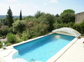 Hotel fotoğraf: Spacious holiday home with private pool