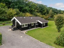 Holiday Home Pøt Strandby Denmk, hotell sihtkohas Sønderby