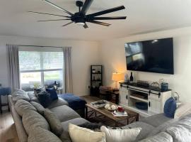 Hotel Photo: Riverside Riviera at Seminole Heights