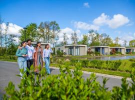 Hotel Photo: Comfort Rooms by EuroParcs Buitenhuizen