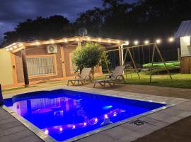 Cabaña Solares, khách sạn ở La Silleta