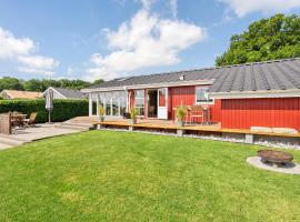 Hotelfotos: Amazing Home In Bjert With Wifi