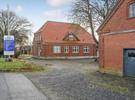 Hotel Photo: Nice Apartment In Esbjerg V With Wifi And 1 Bedrooms