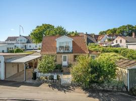 A picture of the hotel: Cozy Home In Stubbekbing With Kitchen