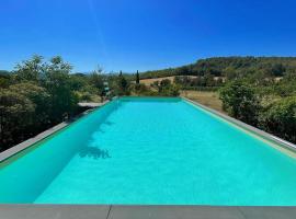 Hotel Photo: Italian Gardensexc poolpool house - sensationally beautiful - 11 guests