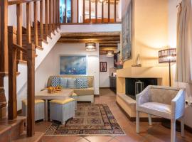 The Varos Residences Hotel, hotel em Város