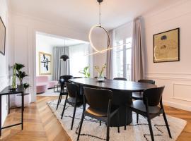 호텔 사진: Majestic 4BR/4BATH apartment in Sagrada Familia area