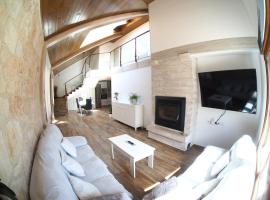 EL Rincón de Lola, hotel in Carboneras de Guadazaón