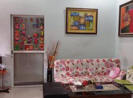 Hotel foto: Cheerfull residential home - Dillair Home Stay