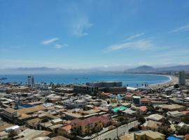 होटल की एक तस्वीर: Departamento Sector Central Coquimbo, Vista al Puerto