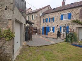 صور الفندق: Maison Creusoise dans le village de Fontanières.