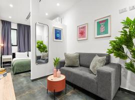 Hotel foto: Renovated apt on Frishman beach with Bomb Shelter M8