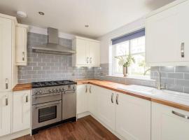 Hotel Photo: Modern Two Bedroom Apartment, Roseburn, Edinburgh - Free Parking