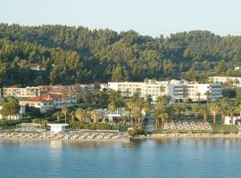 Foto di Hotel: Kassandra Palace Seaside Resort